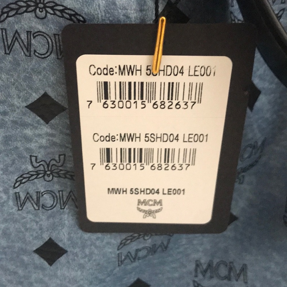 NWT Authentic MCM Hedy Hobo In Denim Blue - Picture 8 of 8